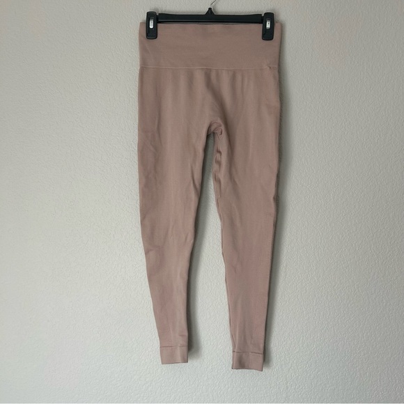 SET Active Leggings in Taupe - Picture 3 of 4